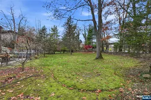 4 Lesa Ln, Hillsdale, NJ 07642 - Photo 9