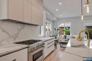 2449 Camner St, Fort Lee, NJ 07024 - Photo 13