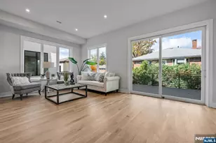 2449 Camner St, Fort Lee, NJ 07024 - Photo 9