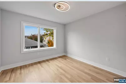 2449 Camner Street, Fort Lee, NJ 07024 - Photo 29