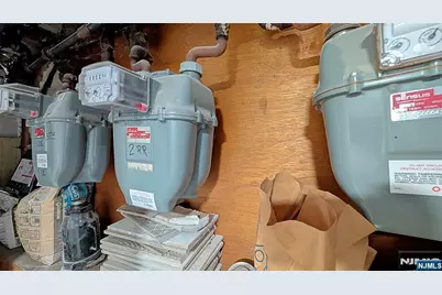 6208 Durham Avenue, North Bergen, NJ 07047 - Photo 21