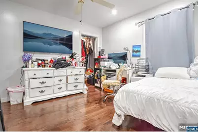 3-04 Bergen Avenue, Fair Lawn, NJ 07410 - Photo 13