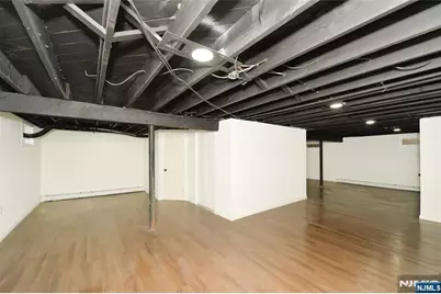 60 Poplar Avenue, Hackensack, NJ 07601 - Photo 17