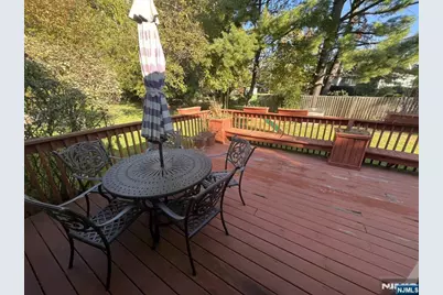 812 W Glenside Court, Oradell, NJ 07649 - Photo 11