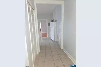 292 Leslie Street 292 #292, Newark, NJ 07112 - Photo 9