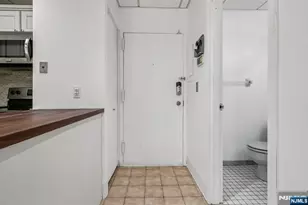 279 Clark Street A7, Hackensack, NJ 07601 - Photo 19