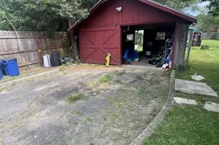 140 N Broadway, Pennsville Township, NJ 08070 - Photo 29