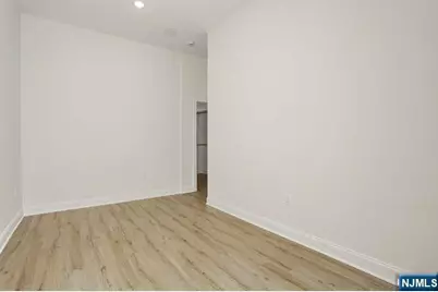 385 Passaic Avenue 3 #3, Lodi, NJ 07644 - Photo 9