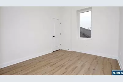 385 Passaic Avenue 4 #4, Lodi, NJ 07644 - Photo 15