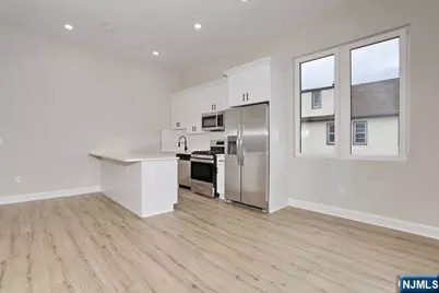 385 Passaic Avenue 4 #4, Lodi, NJ 07644 - Photo 5