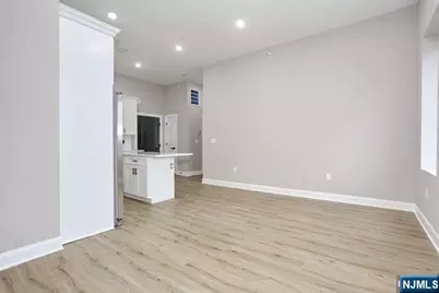385 Passaic Avenue 6 #6, Lodi, NJ 07644 - Photo 9