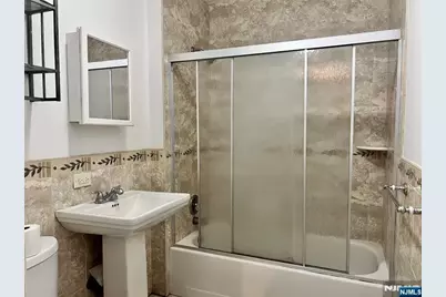 1111 River Road D5 #D5, Edgewater, NJ 07020 - Photo 11