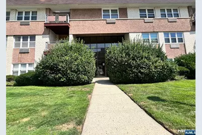 1111 River Road D5 #D5, Edgewater, NJ 07020 - Photo 1