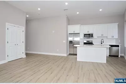 385 Passaic Avenue 7 #7, Lodi, NJ 07644 - Photo 5