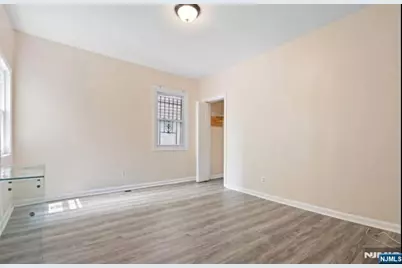 70 Sherman Avenue, Newark, NJ 07114 - Photo 5
