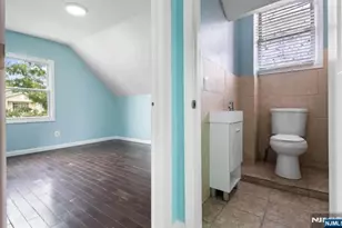 70 Sherman Ave, Newark, NJ 07114 - Photo 31