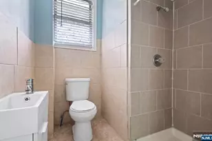 70 Sherman Ave, Newark, NJ 07114 - Photo 29