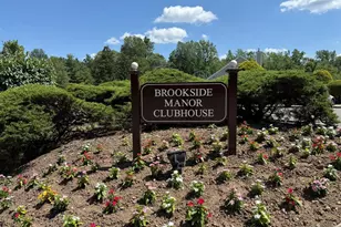 12 Sandburg Ct, Mahwah, NJ 07430 - Photo 27