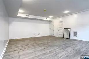 9017 Riverside Pl House, North Bergen, NJ 07047 - Photo 5