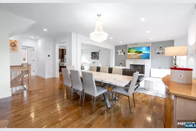 807 Edgewood Lane B #B, Fort Lee, NJ 07024 - Photo 7