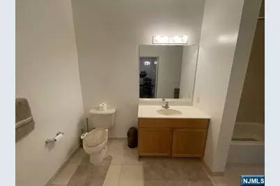 132 Cory Lane 132 #132, Elmwood Park, NJ 07407 - Photo 19