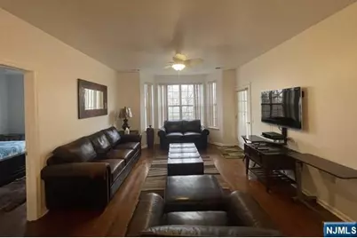 132 Cory Lane 132 #132, Elmwood Park, NJ 07407 - Photo 17