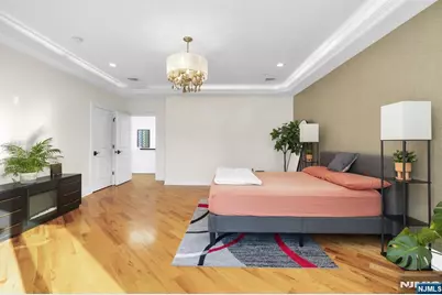 44 Marquis Court 44 #44, Edgewater, NJ 07020 - Photo 29