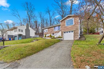 48 Algonquin Avenue, Rockaway Township, NJ 07866 - Photo 3