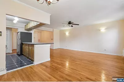 2160 Center Avenue 5N #5N, Fort Lee, NJ 07024 - Photo 9