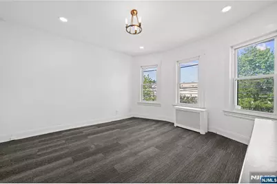 21 Walnut Street 2 #2, Clifton, NJ 07013 - Photo 5