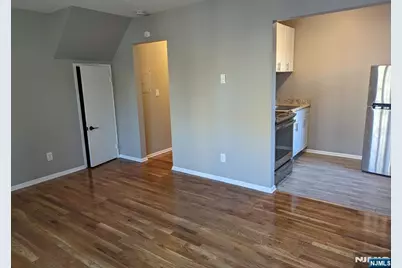 257 Essex Street 4 #4, Hackensack, NJ 07601 - Photo 3