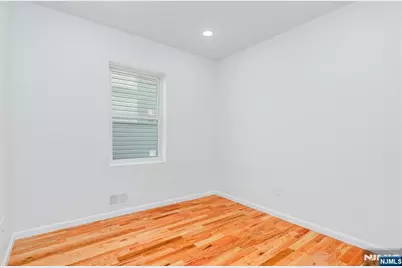 85 Myrtle Avenue 1 #1, Jersey City, NJ 07305 - Photo 11