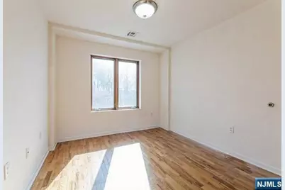 17 Meadow Road 401 #401, Rutherford, NJ 07070 - Photo 17