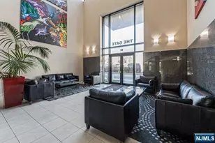 17 Meadow Road 401, Rutherford, NJ 07070 - Photo 25