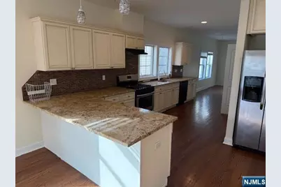 600 Frank E Rodgers 3 #3, Harrison, NJ 07029 - Photo 3