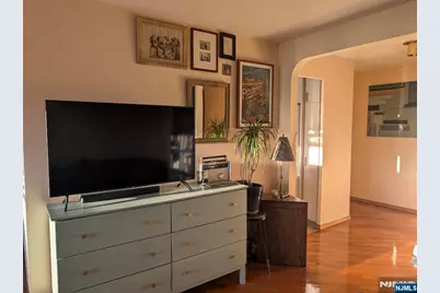 2352 Linwood Avenue 7G #7G, Fort Lee, NJ 07024 - Photo 5