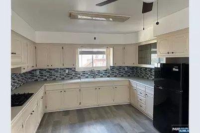 296 Preakness, Paterson, NJ 07502 - Photo 7