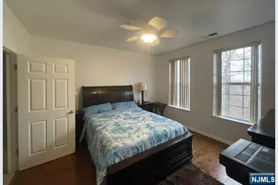 132 Cory Lane 132 #132, Elmwood Park, NJ 07407 - Photo 11