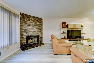 6 Hanson Place 6 #6, Wayne, NJ 07470 - Photo 15