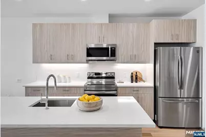 35 Jefferson Avenue 407 #407, Westwood, NJ 07675 - Photo 5