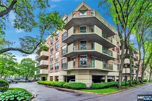 200 Grand Cove Way 5N, Edgewater, NJ 07020 - Photo 21
