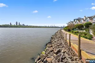 200 Grand Cove Way 5N, Edgewater, NJ 07020 - Photo 29