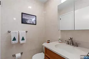 200 Grand Cove Way 5N, Edgewater, NJ 07020 - Photo 7