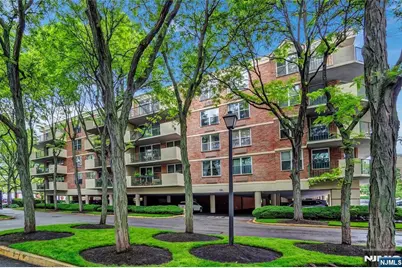 200 Grand Cove Way 5N #5N, Edgewater, NJ 07020 - Photo 25