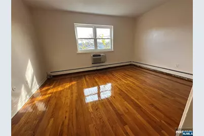 475 Grand Avenue 1C #1C, Palisades Park, NJ 07650 - Photo 5