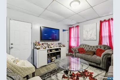 31 Dover Street, Paterson, NJ 07501 - Photo 7
