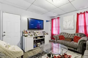 31 Dover St, Paterson, NJ 07501 - Photo 7