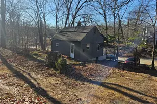 3 Elm St, Wanaque, NJ 07420 - Photo 3