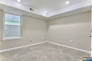 32 Garibaldi Ave 1, Newark, NJ 07114 - Photo 9