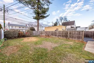 189 Washington Ave, Little Ferry, NJ 07643 - Photo 21